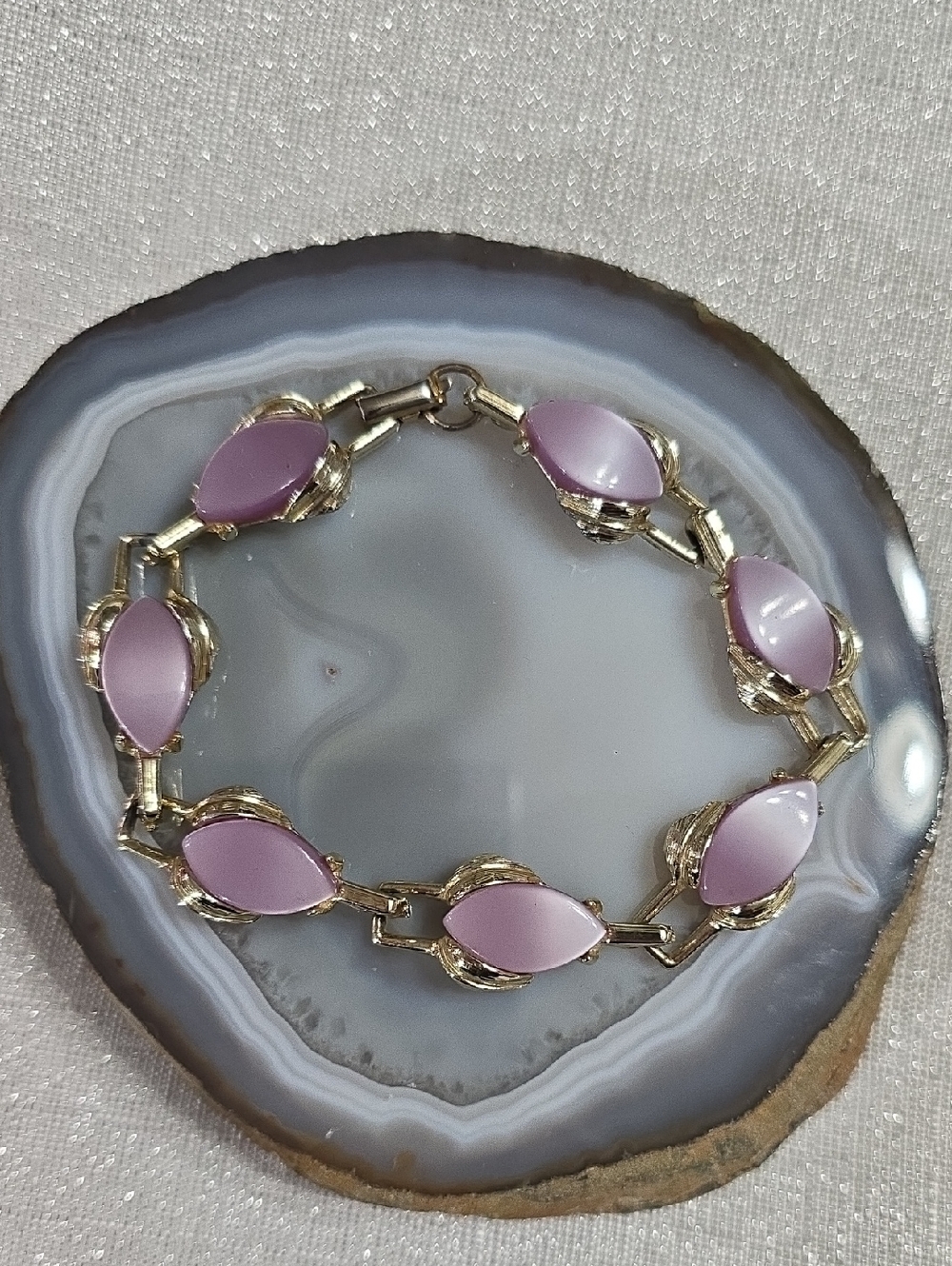 Vintage Coro Gold-Tone Moonglow Lavendar Thermoset Link Bracelet